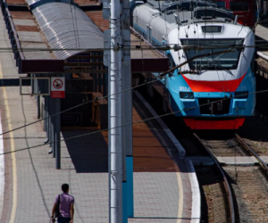 В Крыму возобновили продажу железнодорожных билетов