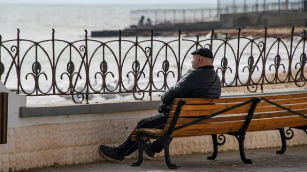 Россиянам дополнительно проиндексируют социальные пенсии