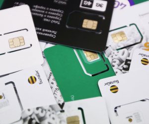 Роскомнадзор уже в августе может заблокировать до 7 млн серых сим-карт