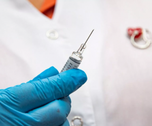 В России зарегистрирована обновленная вакцина «Спутник Лайт»