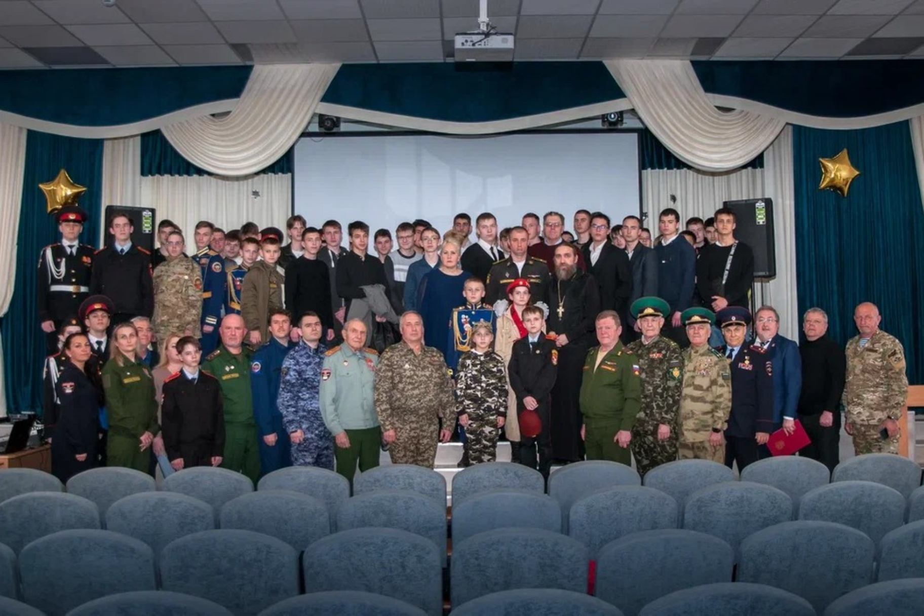 В Ялте прошла военно – патриотическая акция «Есть такая профессия Родину защищать»